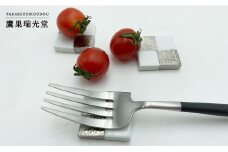 有田焼 シンプルモダン・市松模様の箸置き 3個セット 鷹巣瑞光堂 A12-117