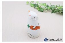 有田焼 心地よい注ぎ、液だれしにくい優秀な醤油さし / うさぎ 深海三龍堂 しょうゆ しょうゆ差し かわいい 可愛い 兎 卯 ウサギ A15-231