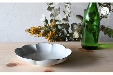有田焼 白釉縁錆変形パスタ・カレー皿【ARITAYAKI-STORE】 A20-442