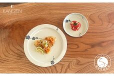 有田焼 梅香紋 プレート 2種 2点 セット【金善製陶所】食器 器 うつわ 磁器 陶磁器 リムプレート ワンプレート 小皿 取皿 丸皿 皿 梅 シンプル マット A30-575