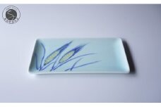 有田焼 麦ゆらぐ長皿【晩香窯 庄健】食器 うつわ 器 シンプル 上品 絵付け 焼き魚 お刺身 手彫り 手作り A18-105