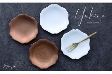 有田焼 yukiwa 雪輪小皿 4枚セット【まるふくオリジナル】食器 器 うつわ 磁器 陶磁器 小皿 取皿4枚 セット 雪輪 雪 結晶 デザート皿 菓子皿 かわいい おしゃれ シンプル マットホワイト ゴールド 白 金 ギフト 食洗機対応 25000円 A25-590 