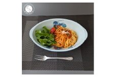 有田焼 華山窯 いちご耳付楕円パスタ鉢【東洋セラミックス】食器 器 うつわ オーバル皿 いちご 手描き パスタ 楕円 皿 15000円 A15-323
