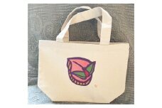 【20営業日以内発送】桃かすてらトートバック ／ ファッション バック かばん おしゃれ かわいい 岡田龍征 長崎県 長崎市