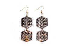 【べっ甲】亀甲型二連ピアス（麻の葉） ／ アクセサリー ピアス 耳飾り 二連 伝統 麻の葉 模様