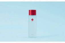 【全3回定期便】椿の葉 保湿水 150ml 五島市 / 五島の椿 乾燥 小じわ スキンケア 肌 美容 しっとり 美肌 保湿 毎日 ハリ ツヤ 保湿水 化粧水 [PEG047]
