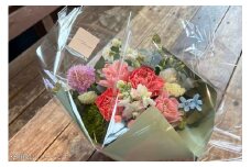 花 インテリア ドライフラワー アレンジメント Sサイズ [ミドリブ 長崎県 東彼杵町 hs42bag220014] お花 アレンジメントフラワー アレンジメント花 玄関飾り