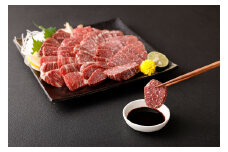 熊本 馬刺し 上霜降り トロ 300g（50g×6個）馬肉 馬刺