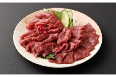 【フジチク ふじ馬刺し】 カット不要！切れてる馬刺し！50g×4人前 1人前あたり50g 計200g 馬肉 お肉 馬刺  生姜・たれ付き
