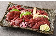 【フジチク】 国産馬刺し赤身 計800g（約100g×8個） 馬肉 お肉 生姜・たれ付き