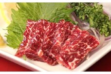 馬刺し 400g (ブロック200g前後×2)