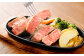 あか牛ヒレ肉 800g(6枚前後)・馬刺し 200g 食べ比べセット