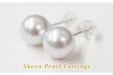 S085-361_8mm - 8.5mm あこや真珠 スタッドピアス ナチュラル【C：ピアス Pt900（プラチナ）】