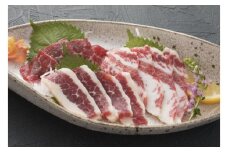 【数量限定】馬刺し 3種 盛合わせ 約300ｇ （赤身 サガリ フタエゴ）【阿蘇牧場】馬刺し 馬肉 赤身 サガリ フタエゴ セット 食べ比べ 熊本 [AYBX098]