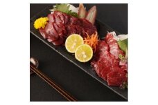熊本 馬刺し 赤身 計300g(約50g×6個) 【くまもと食彩の力】 冷凍 ヘルシー おつまみ たれ 馬 肉 馬肉 桜肉 小分け 個包装 便利 熊本県 [AYAN003]
