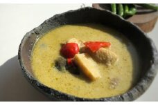 グリーンカレー 約180g×5パック 計900ｇセット 【SOUP LAB】 鶏肉 カレー グリーンカレー エスニック ココナッツミルク スープカレー カレールー [AYAK004]