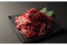 【3ヶ月定期便】馬肉 小間 スライス 1kg（500g×2パック）馬肉 お肉 肉 熊本 高森町 冷凍 こま切れ 小間切れ アレンジ