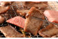 熊本県産 黒毛和牛 タレ漬け 焼肉 約1.5kgと熊本県産 あか牛 (褐毛和牛) カルビ 焼肉用 約600g