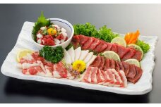 【桜屋】馬刺し6種540g（専用醤油付き 150ml×1本）計約540g 赤身 サガリ ハツ フタエゴ コウネ タテガミ 馬ユッケ馬肉 馬刺 お肉 しょうゆ 冷凍 熊本県 西原村