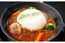 あか牛カレー詰め合わせセット(あか牛カレー180g×2 あか牛100％挽肉カレー220g×2)