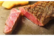 あか牛サーロインステーキセット (あか牛サーロインステーキ200g×2枚、あか牛のたれ200ml付き)