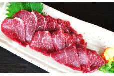 国内産 阿蘇肥育 赤身馬刺し 300g 国産 馬肉 馬刺し 赤身 熊本県 水上村