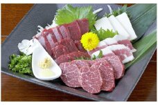 熊本 馬刺し 4種盛り200g （赤身・コーネ・フタエゴ・上霜降り 各50g×1）タレ付き 生姜付き 馬肉 馬 肉刺し お肉 肉 生肉 生食 食品 熊本県 水上村 九州