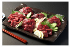 【フジチク ふじ馬刺し】馬刺し食べ比べ盛り合わせ（3～4人前）上赤身・ロース・ヒレ各200g 計600g  タレ・生姜付き 馬刺し 馬肉 馬 お肉 肉 食べ比べ 盛り合わせ 盛合せ セット 熊本県 水上村 冷凍