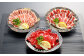 【桜屋】 新感覚！極薄スライス 「花びら馬刺し」 3種盛り300g（専用醤油付き150ml×1本）