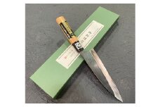 樺山鍛治工場の包丁（菜切り165mm）