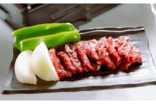 【桜屋】 馬肉 焼肉用 500g カット済 馬焼き 馬肉 馬 焼き肉用 焼肉 焼き肉 冷凍