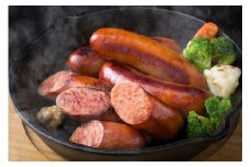 あらびきフランクフルトソーセージ1.8kg  豚肉 あらびき フランクフルト ソーセージ 大分県産 肉汁 超ジューシー 食べ応え満点 厳選豚肉 ゆふいん牧場 A05042