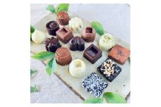 オーガニックチョコ100%使用ビター＆ミルク＆ホワイト＆生チョコセット＜15個入り＞