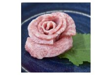 とろける生の美味しさ!A5等級鹿児島県産黒毛和牛牛刺し2種盛り300g(枕崎市) B2-13【1650527】