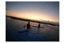 「ナイトSUP」サンゴ礁の島での海上散歩