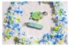 与論島の廃プラを減らしたい「アップサイクルキーホルダー」ウミガメver