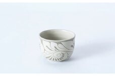 ＜受注生産品＞唐草手碗＜白＞