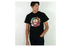 沖縄市 マンホールTシャツ エイ坊 (黒 / Sサイズ) Tシャツ 半袖 キャラクター メンズ レディース 沖縄市 黒色 沖縄市/株式会社TAK JAPAN [BCDK002-01]