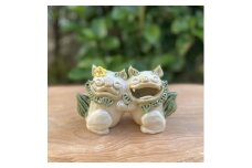 ハグシーサー (色付き) やちむん 沖縄土産  雑貨 シーサー 玄関 置物 沖縄市 / てぃーち工房 [BCBA008]