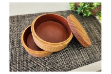 センダンの木で作ったお弁当箱まる1つ（2段）