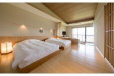 海の旅亭おきなわ名嘉真荘　3名様ご利用券（1泊2食付）オリジナルルーム