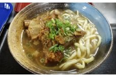 ＜だるまそば＞沖縄そば「本ソーキそば（豚スペアリブ）」4食セット 〇 そば 細麵 読谷村 沖縄 リニューアル 読谷セントラルキッチン ストレート麺 セット商品