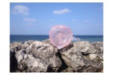 【RYUKYU GLASS WORKS 海風】取っ手付きハート型グラス（花あかり）