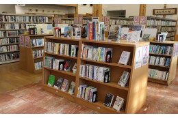 8　図書館の建設等整備及び運営に関する事業