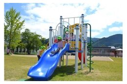 １　ふるさとの子育て支援事業（夢応援奨学金、保育、青少年健全育成）